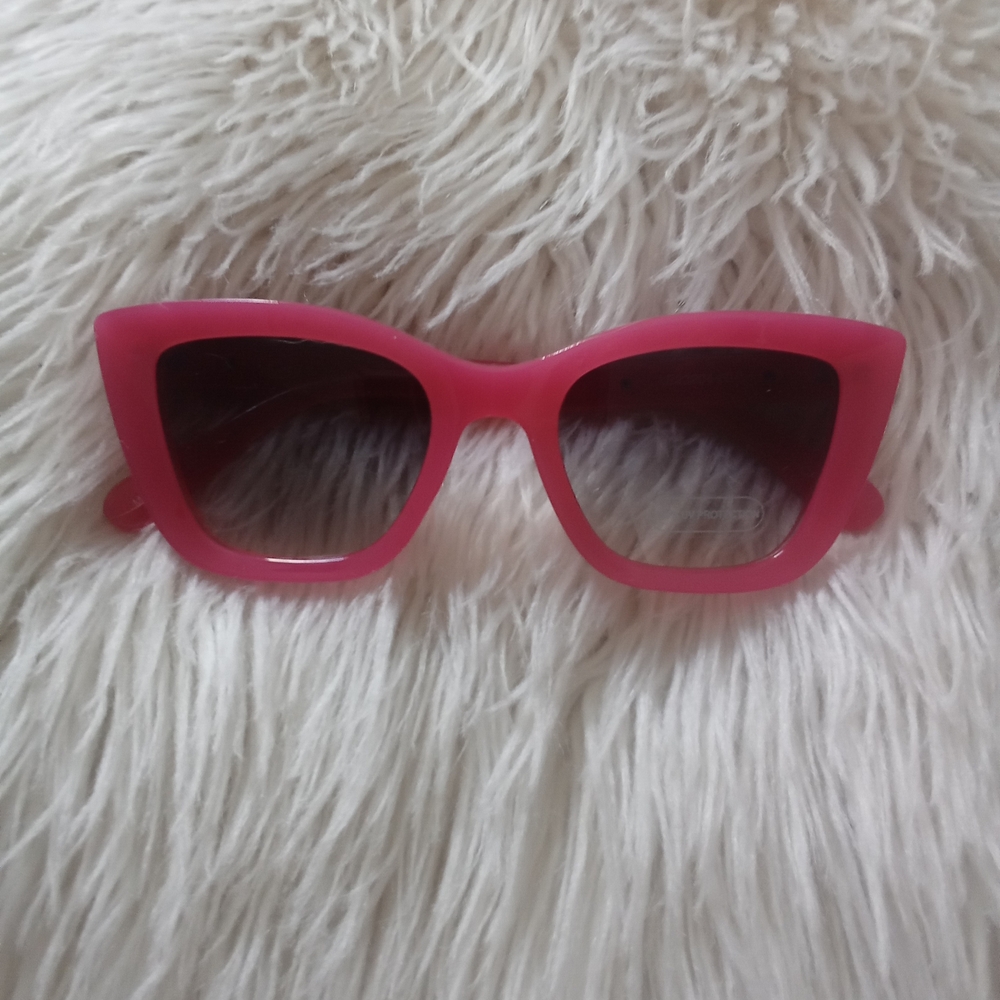 Fashion Nova Vibrant Pink Cat-Eye Sunglasses